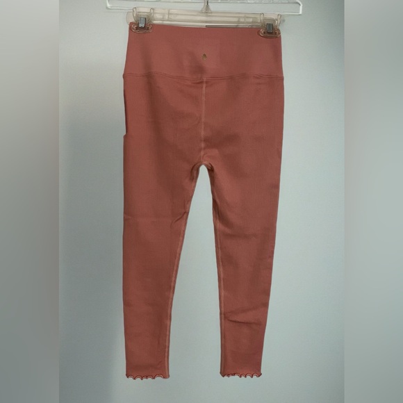 🪸 Spiritual Gangster Ribbed Leggings - Picture 3 of 9